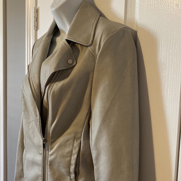 DYNAMITE vegan leather jacket - Picture 2 of 6